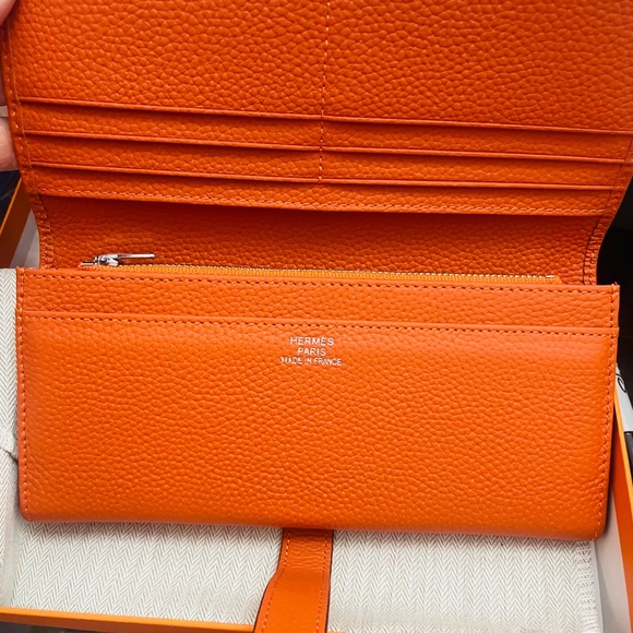 🧡 Hermès Vibrant Orange Vegan Leather Clutch - Picture 2 of 7